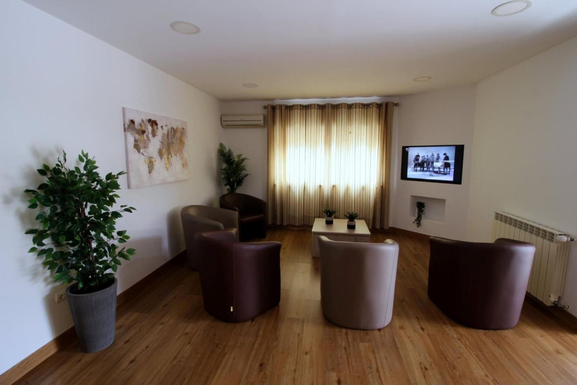 Hotel Rota Malhoa Figueiro Dos Vinhos Bagian luar foto