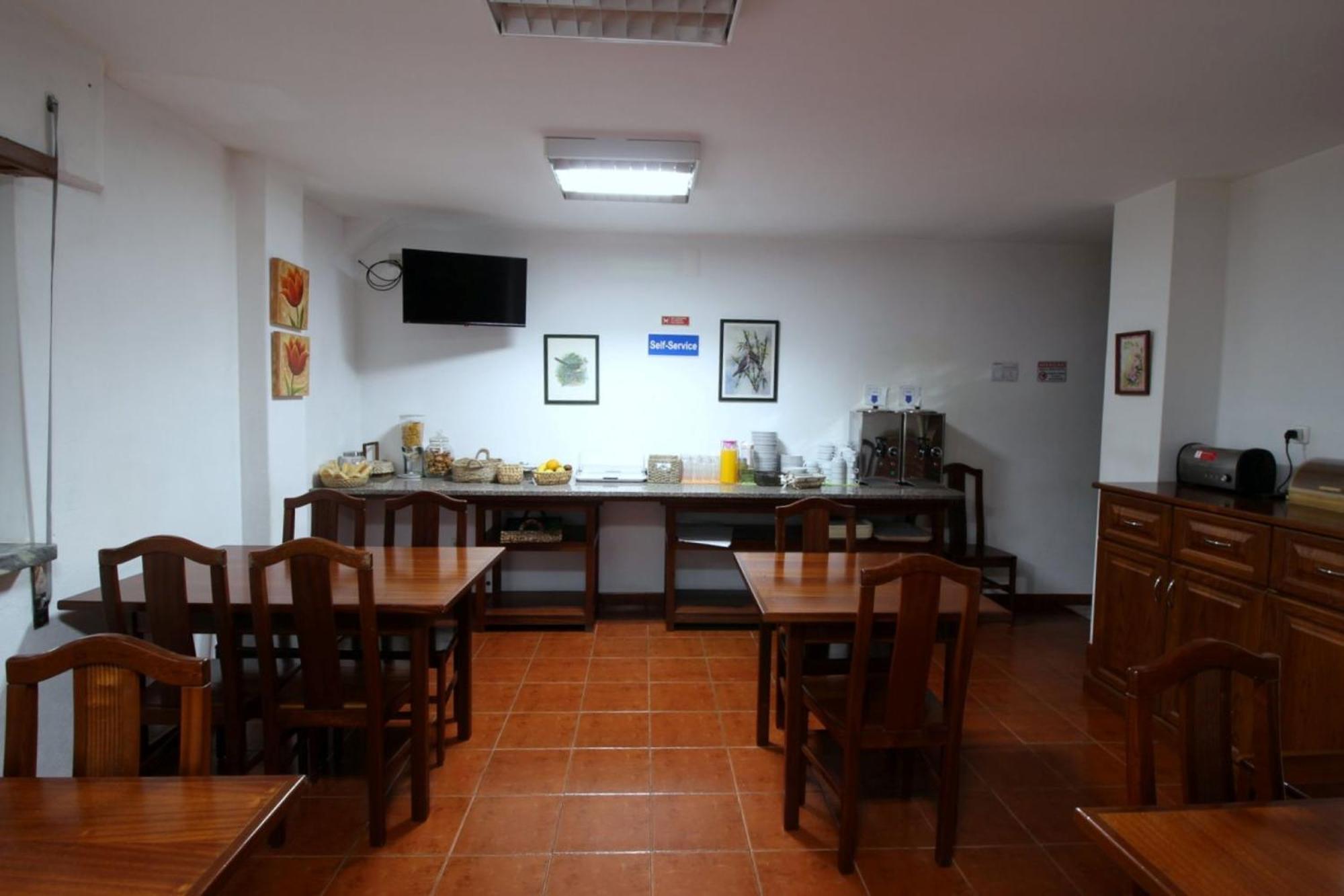 Hotel Rota Malhoa Figueiro Dos Vinhos Bagian luar foto
